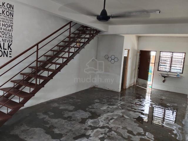 Johor Pasir Gudang Fully Furnished 2-Storey Terraced House For Rent 1