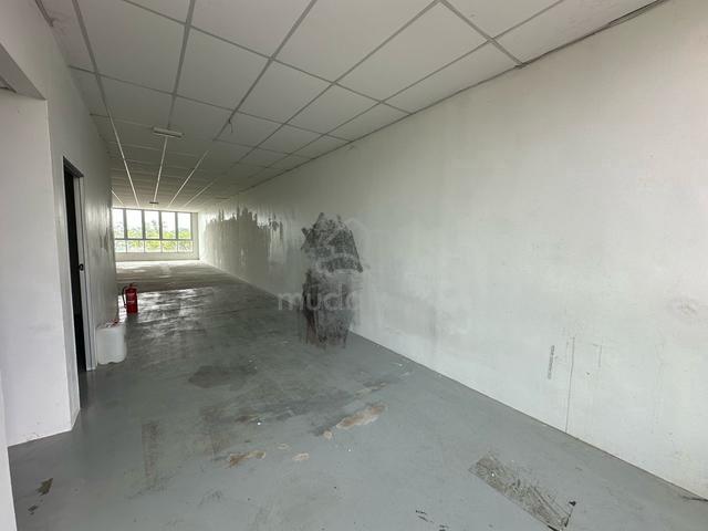 Ncity Facing mainroad~1st floor shoplot for Rent BakarArang toll utara 1