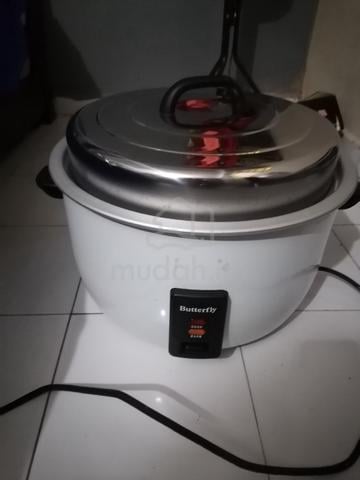 Butterfly electrical rice cooker jarang² pakai - photo 3 of 4