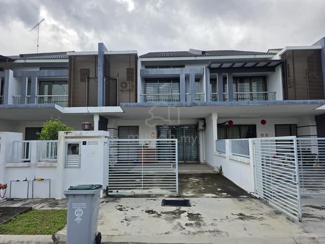 Double Storey Terrace House Taman Mutiara Gading Batu Pahat Johor 1