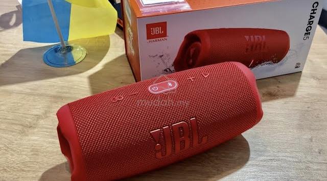 JBL charge 5 - photo 2 of 2