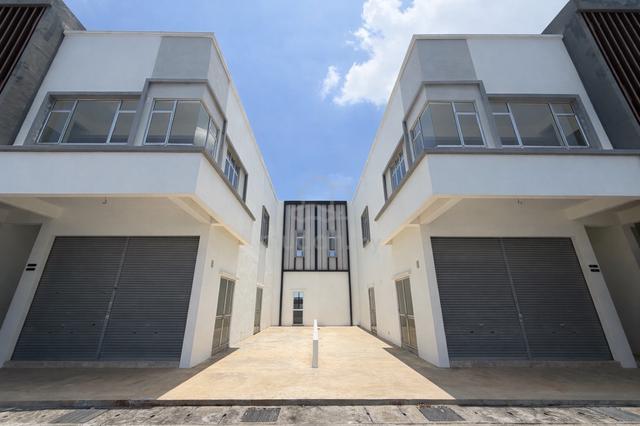 FREEHOLD SETIA FONTAINES 2STY COURTYARD SHOPLOT Nr TECHNOLOGY PARK 1