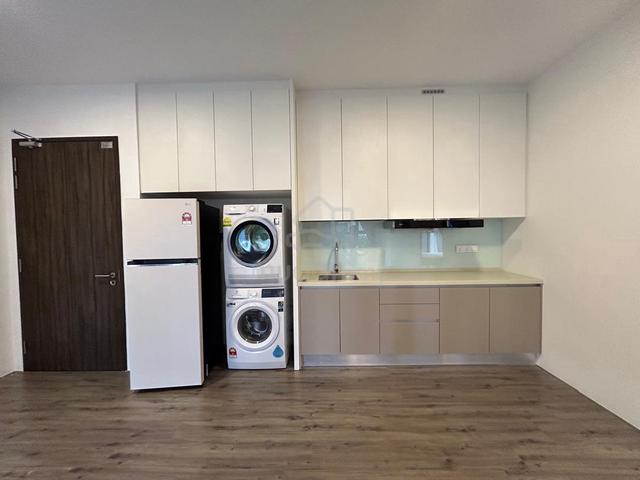 Henna Residence @ The Quartz WM 1