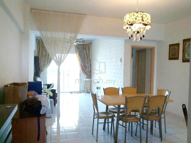 Sri Dahlia Apartment (Kajang) 1