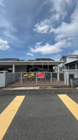 Facing Playground Semi D Taman Bougainvillea - Jalan Senawang Paroi 1