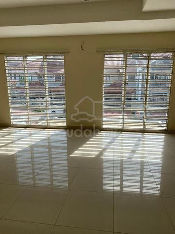 Below Market!!!!  Superlink  2Storey Intermediate Terrace, DKayangan 5