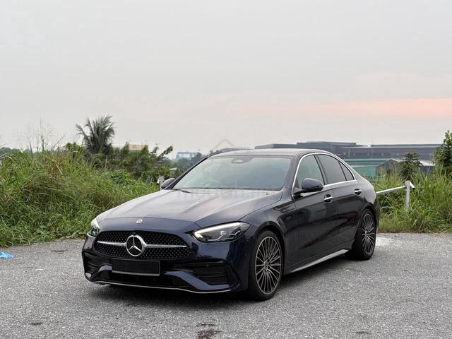 2023 Mercedes Benz C300 AMG FULL SERVICE FREE WRT - 1