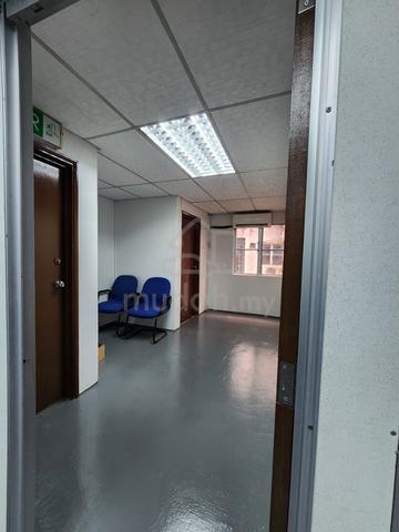 Diamond Square level 2 partition room aircon 4