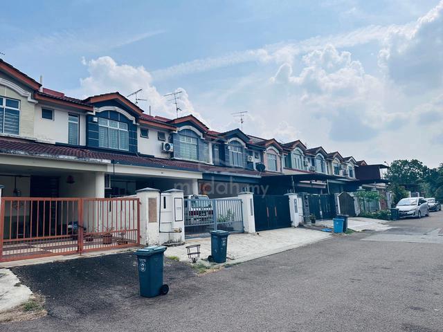 2 Storey Corner House Low Price at Bestari Indah Ulu Tiram Johor 1
