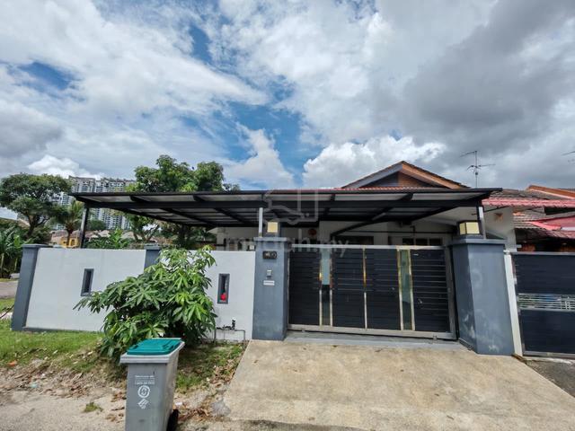 Single Storey Corner lot For Rent At Bukit Indah 1