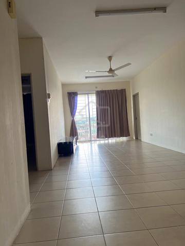 PV 10 Platinum Lake Condominium 1