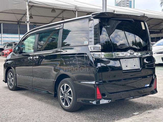 2021 Toyota VOXY 2.0 ZS KIRAMEKI 2 - 5