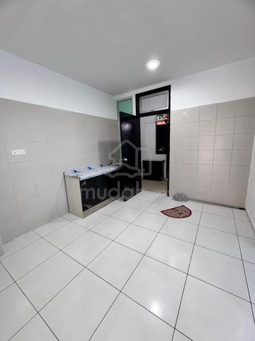 Bukit Indah Double Storey Coerner House 4Bed Partial Furnished 4