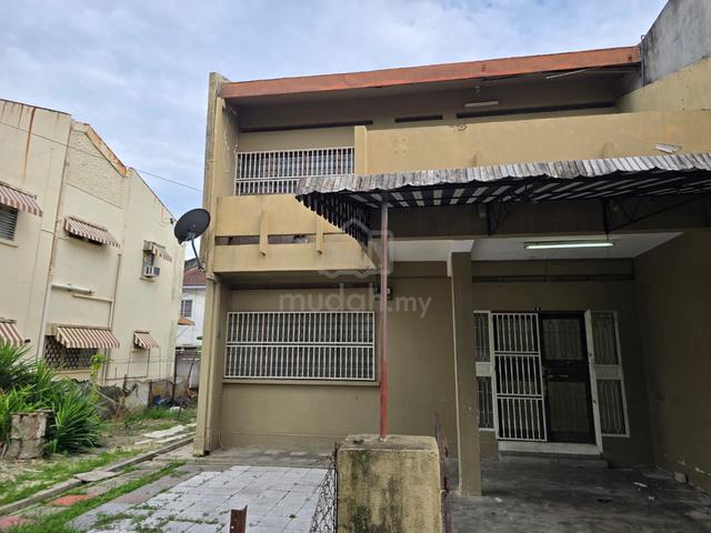 Semi-D house with extra land for Sale 1