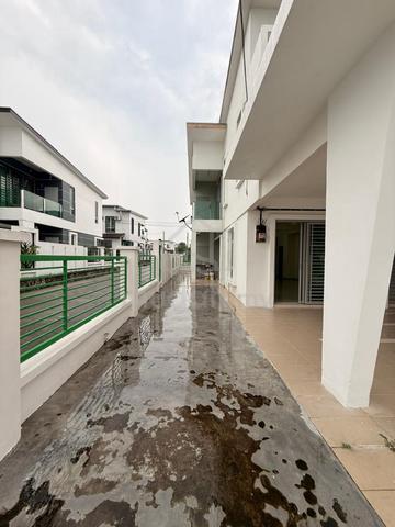 Double Storey EndLot Hijayu 3D Sendayan 1