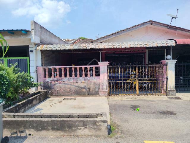 Rumah Mampu Milik di Lukut Port Dickson, Taman Jaya Lukut 1