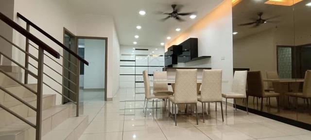 Molek Taman Redang Double Storey House 4Bed 4Bath Partial Furnished 1