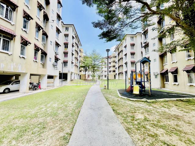 Seri Ixora Apartment 1