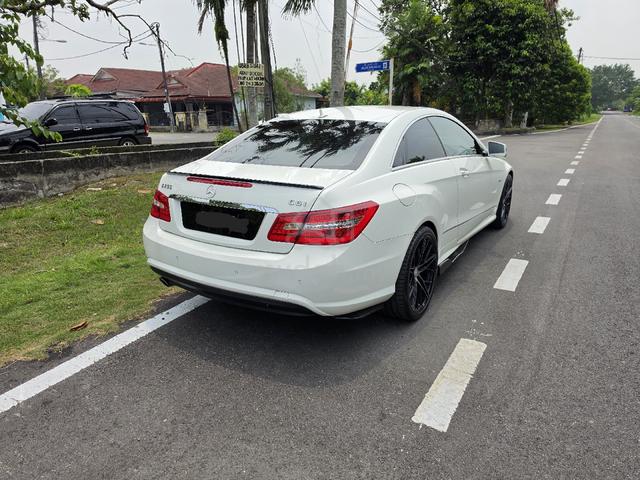 Mercedes Benz E250 Coupe 2010/2013 1.8 CGI - 3