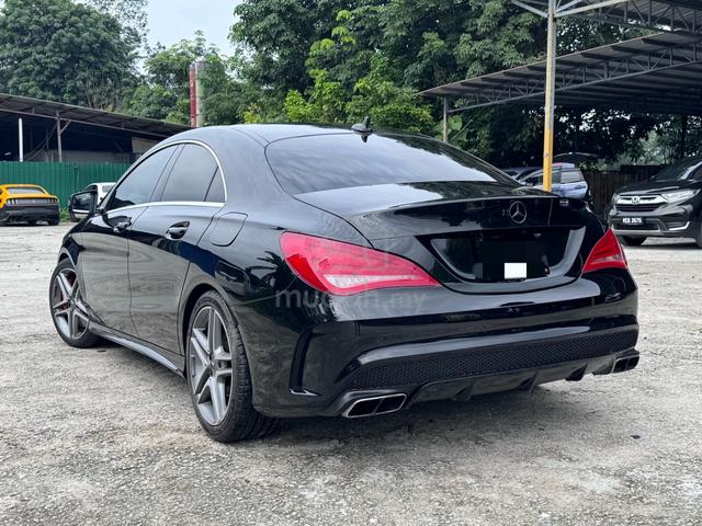 2015 Mercedes Benz CLA45 AMG 2.0 (A) LOAN KEDAI - 2