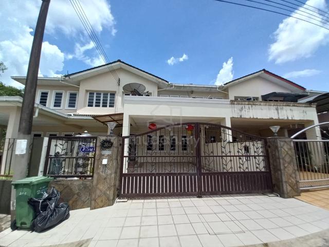 Freehold Double Storey Intermediate Terrace @ Taman Casa Marbella For 1