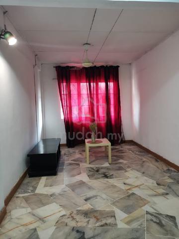 Flat PKNS Seksyen 7 Shah Alam 1