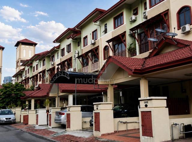 Villa Laman Tasik 1