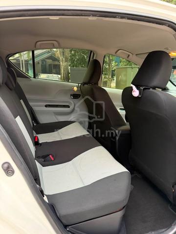 2012 Toyota PRIUS C 1.5 (HYBRID) NHP10R (A) - 3