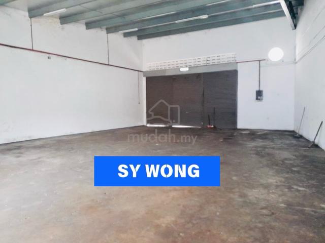 1.5 storey warehouse light industry @ Usahajaya Binajaya near Alma 1