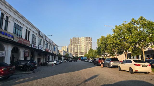 Eco Majestic Fast Growing Double Storey Shop Tenanted | Freehold 1