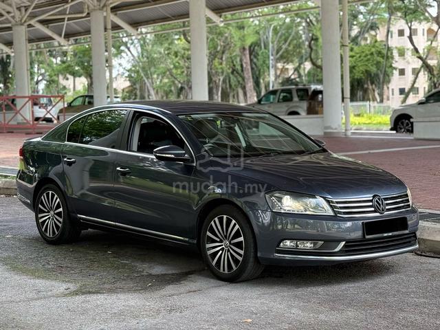 2016 Volkswagen PASSAT 1.8 TSI COMFORTLINE (CKD) - 1