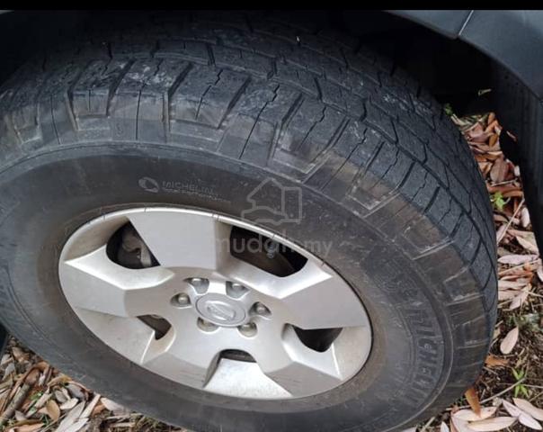 2015 Nissan NAVARA 2.5 CALIBRE (A) - 4