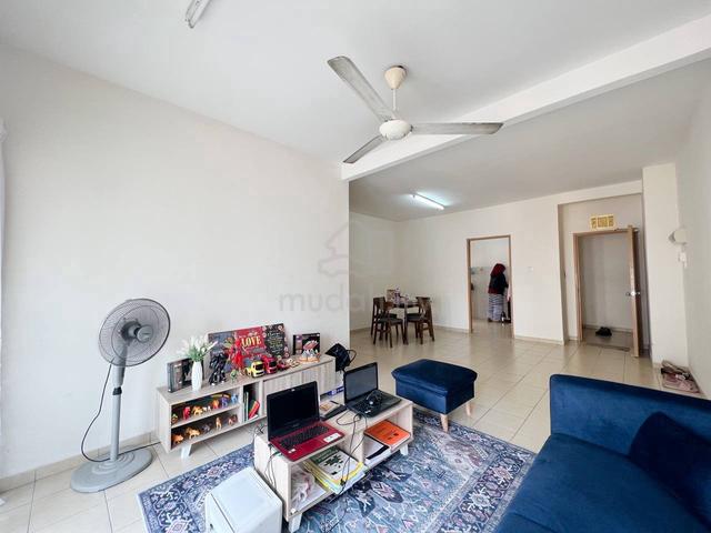 E-Mas Villa 1