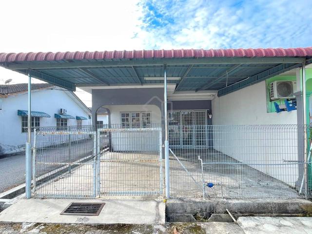 Facing Open End Lot Single Storey @Taman Serendah, Sabak Bernam 1