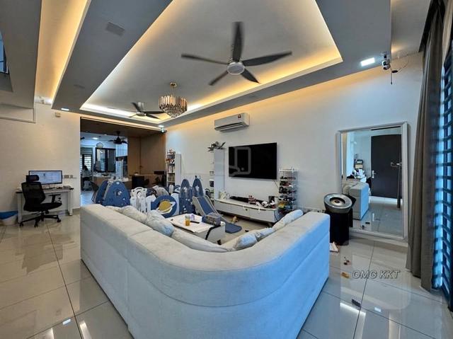 Azira Bandar Bukit Raja Facing Open 2 Storey Renovated House for Sale 1
