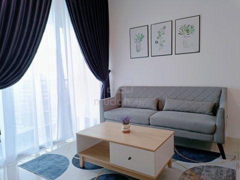 The M @ Medini Macrolink 1