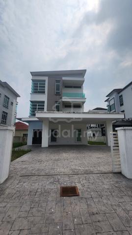Dedaun , Bandar Cassia 3 Storey Bungalow House 1