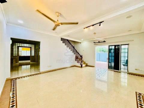 RUMAH SEWA BeSaR ParKiNg LuaS 🏠 5 BiLiK | SeMi D JaLaN IPoH KL 1