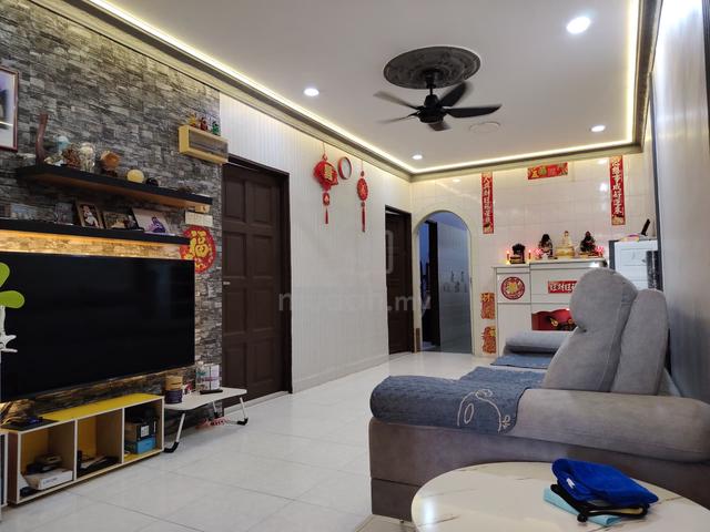 Fully Renovated , Facing Empty Space , Taman Klang Utama , Klang 1