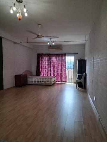 Prima Regency 1