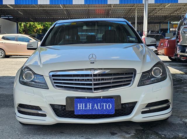2011 Mercedes Benz C200 CGI Tip Top Condition - 4