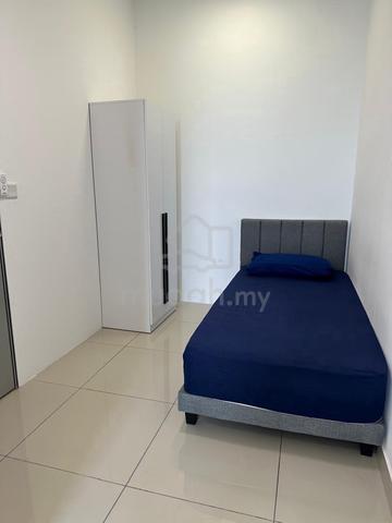 Single & L Shape Bedroom for Rent – Majestic Maxim 1