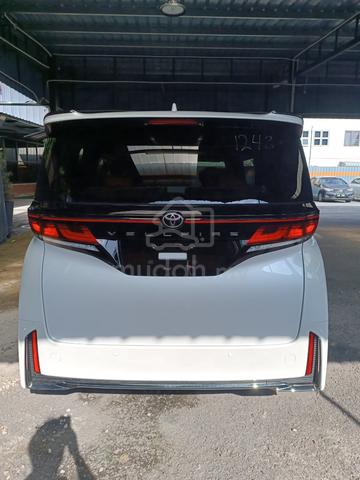 2025 Toyota VELLFIRE 2.4 Z 💥💥💥4K MILEAGE💥💥💥 - 3