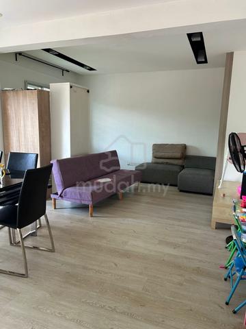 Putri Fantasi Condominium 1