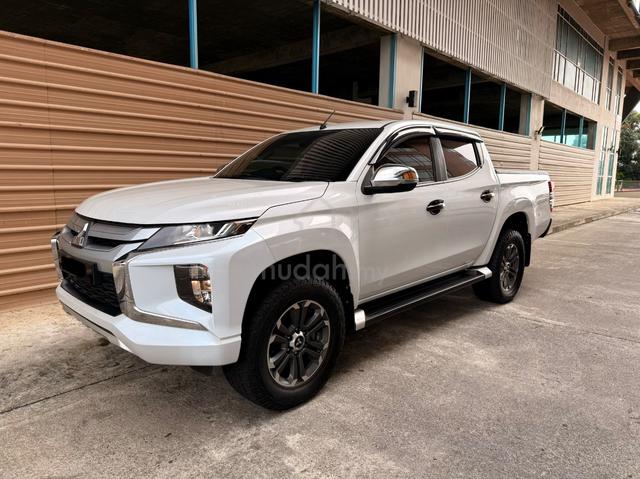 Mitsubishi TRITON 2.4 VGT PREMIUM 2022 - 4
