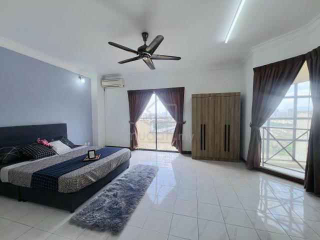 Vista Komanwel Condominium, Bukit Jalil - Master Room For Rent!!! 1