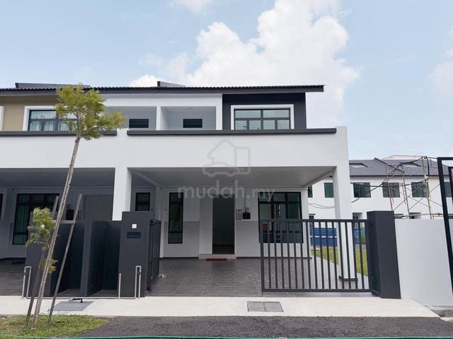0 Downpayment Cash Back Ready Unit Freehold 2 Storey Tanjong Minyak 1
