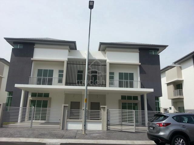 2 Storey Semi Detached House Bandar Bestari Canary Garden For Rent 1