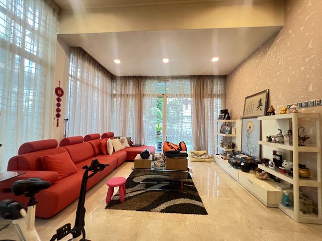 2.5sty bungalow @ Bayu Mas 1