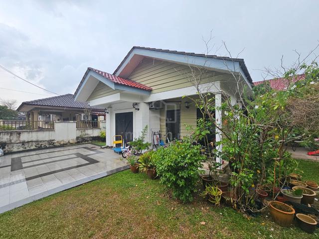 1sty Desa Subang Permai Bungalow, Shah Alam, Near Elmina [50ftx106ft] 1